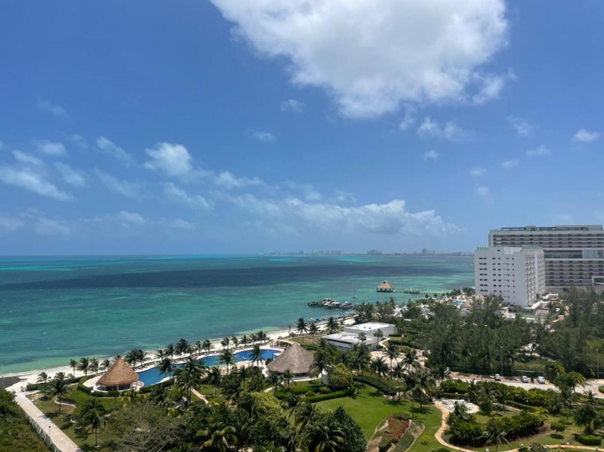 Beachfront Luxury Apartments Cancún Dış mekan fotoğraf