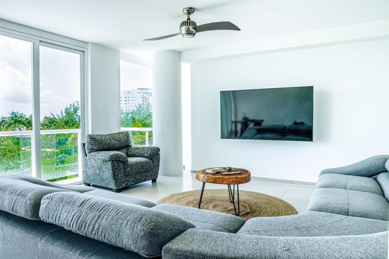 Beachfront Luxury Apartments Cancún Dış mekan fotoğraf