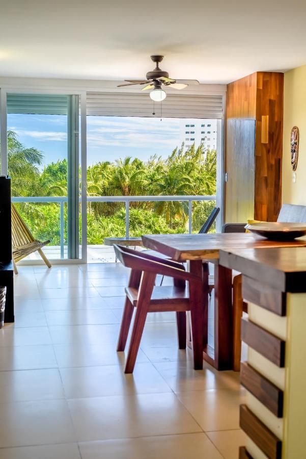 Beachfront Luxury Apartments Cancún Dış mekan fotoğraf